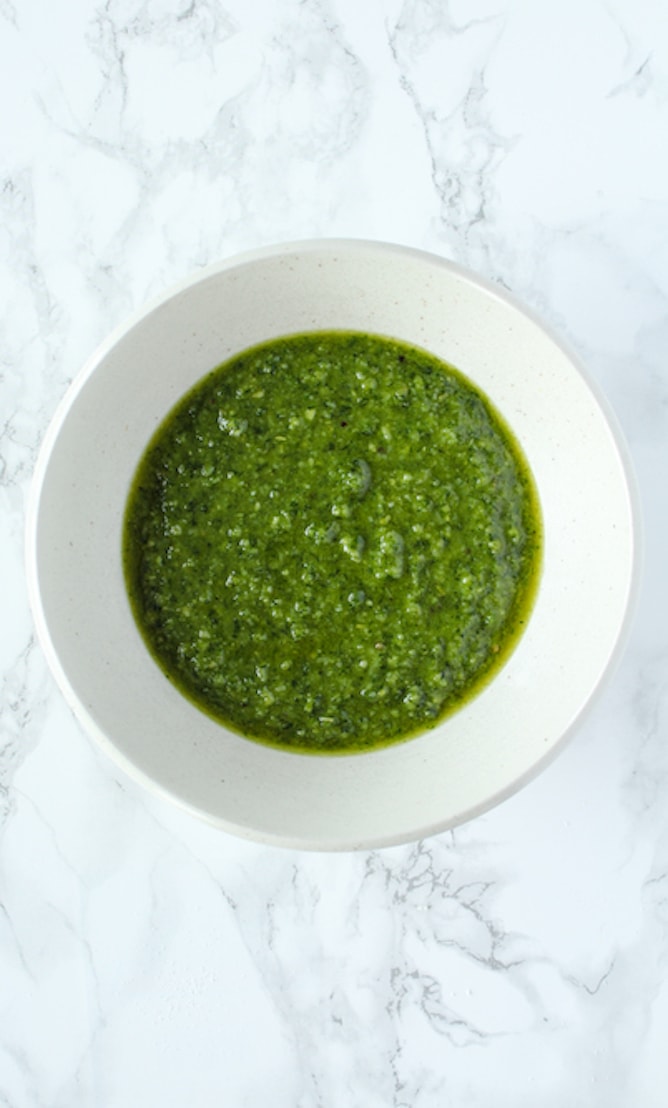 Easy Basil Pesto | cookinginmygenes.com