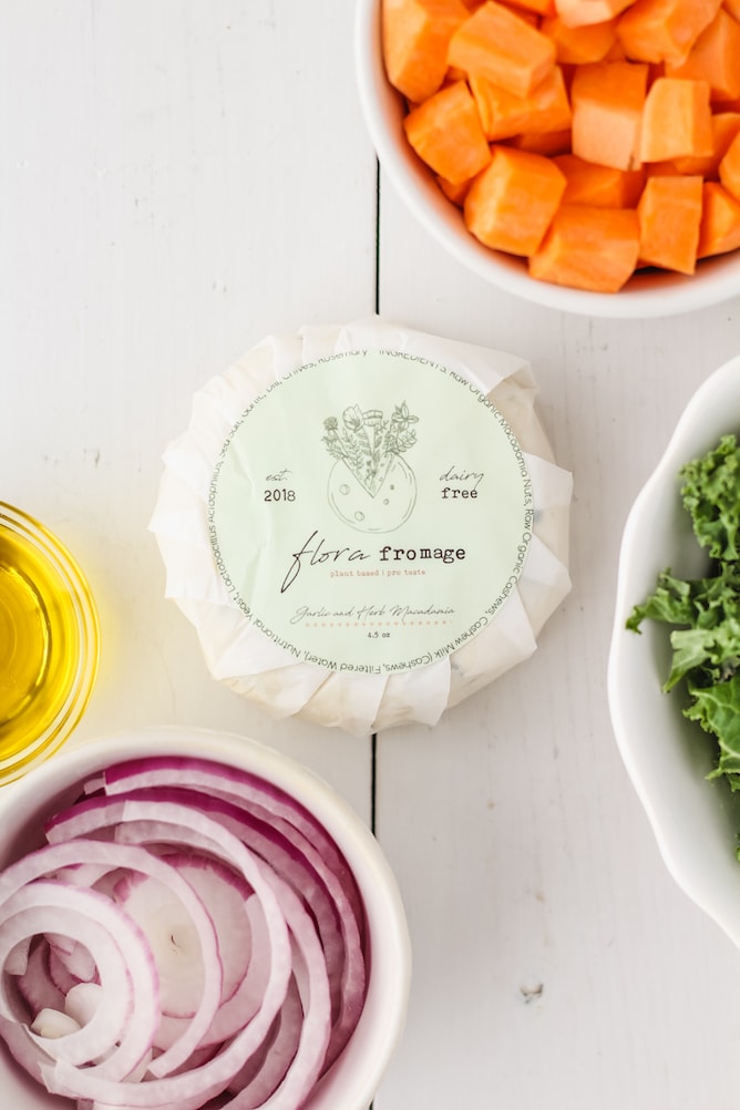 Roasted Sweet Potato Kale Flatbread | cookinginmygenes.com