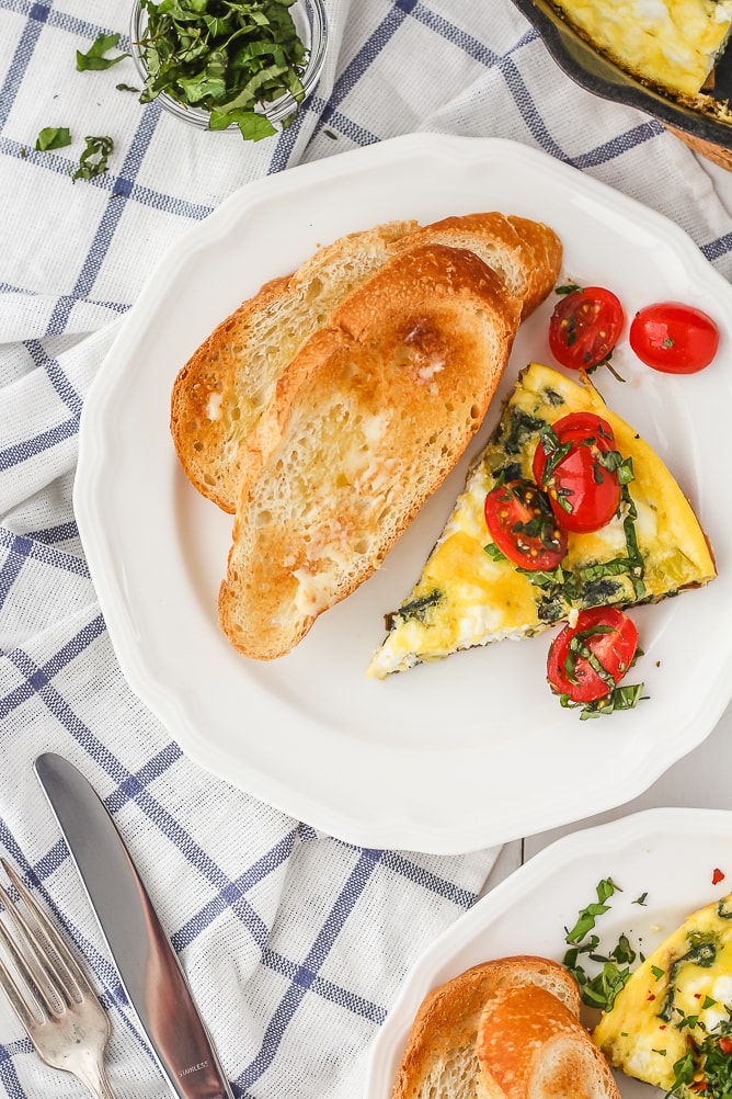 Swiss Chard, Goat Cheese & Leek Frittata | cookinginmygenes.com