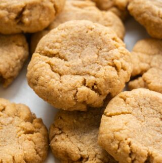 easy peanut butter christmas cookies