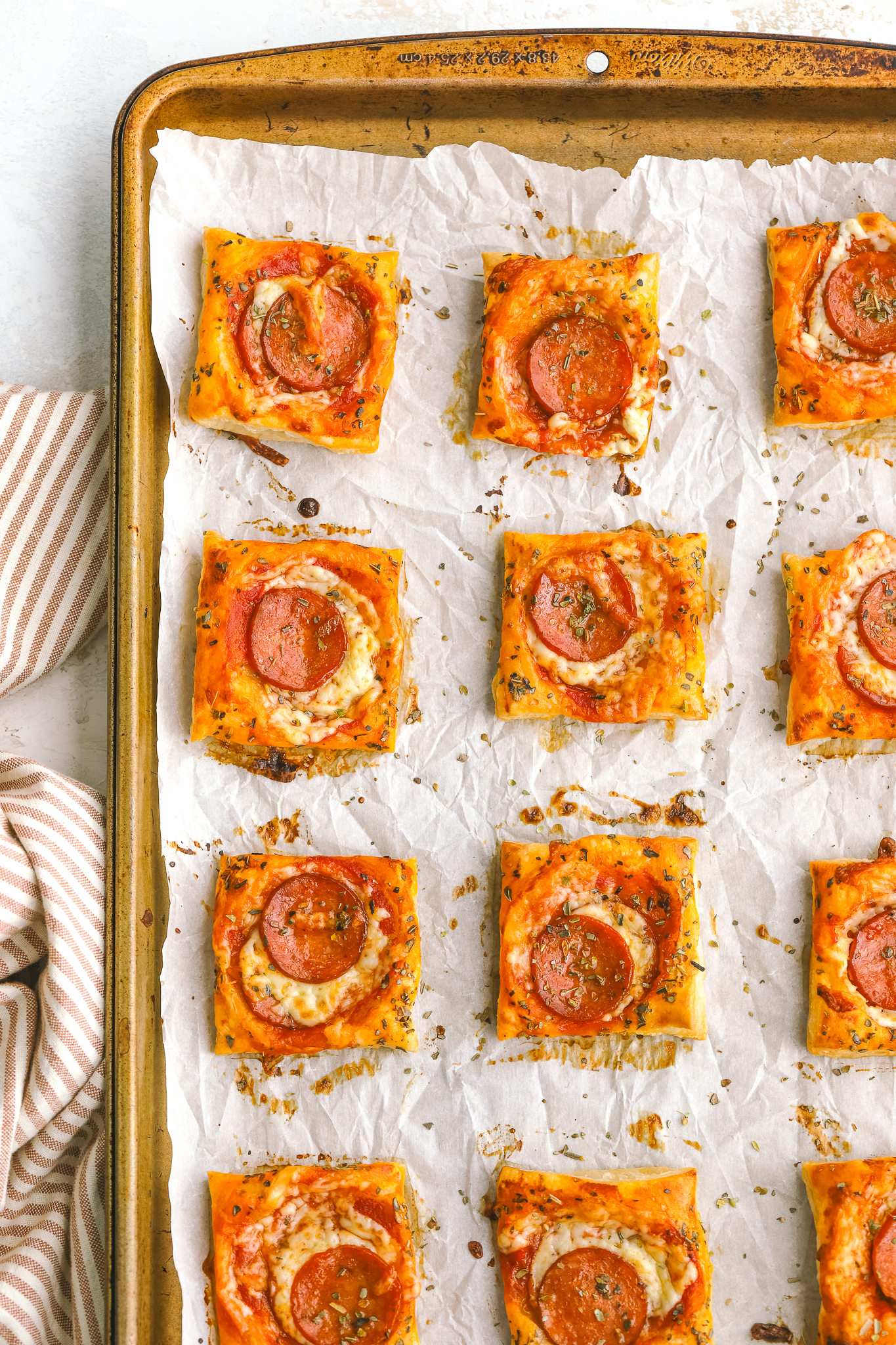 baked pizza puff pastry tarts