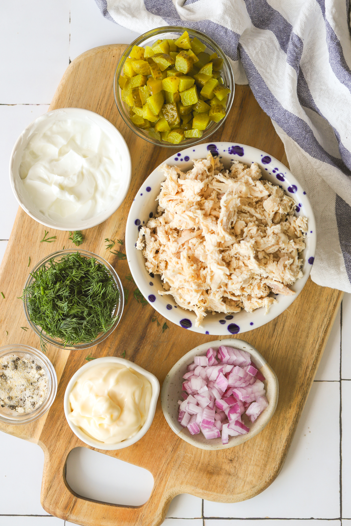dill pickle chicken salad ingredients