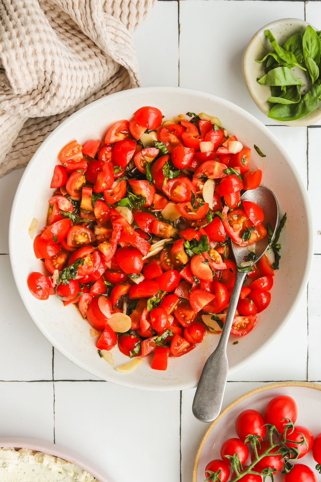 cut tomatoes in a bowl