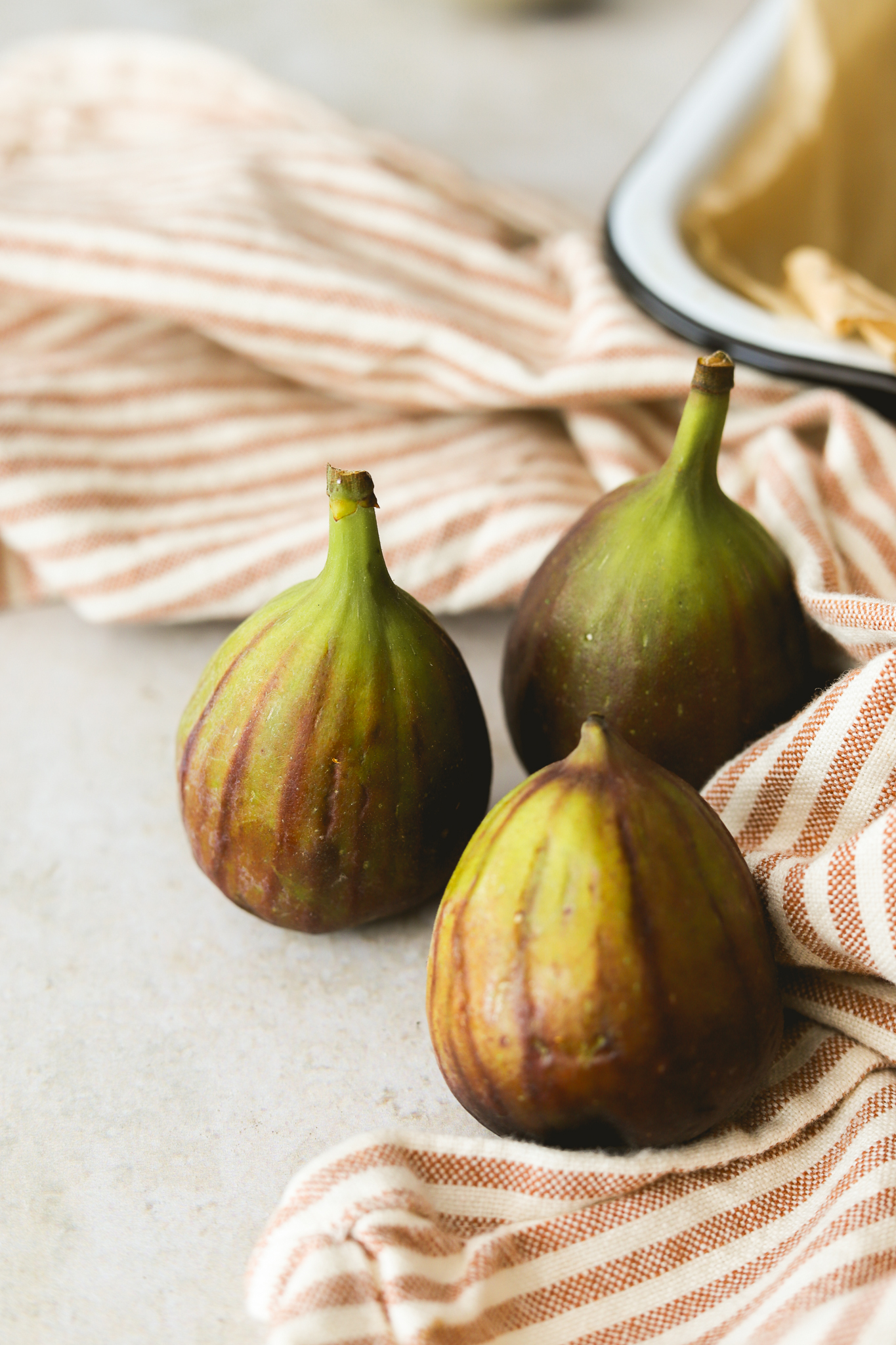 fresh figs